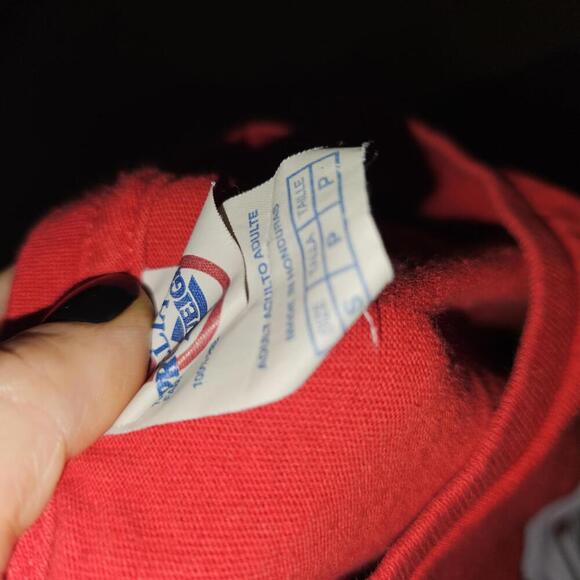 Red Bear Down Arizona Wildcats T-Shirt - Picture 3 of 3